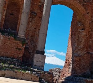 L'Etna des del teatre Grec